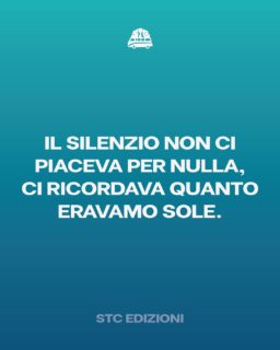 In certe case il silenzio pesa più dei rumori.
In quella di Claudia ed Elvira, protagoniste del romanzo “Non anima viva”, il silenzio è una parete sottile che vibra con la lavatrice, che risuona del vuoto di Norma — la madre — e dell’attesa di qualcosa che non arriva mai.
Crescono così, tra una centrifuga e una carezza negata, inventandosi giochi per non ascoltare la tristezza, ricordando (e odiando ricordare) che c’è stato un tempo in cui la madre rideva, bagnava le lenzuola per far entrare il vento, faceva magie.

In queste pagine, UN tempo sospeso: la famiglia come un luogo che crolla e si ricrea, la memoria che prova a salvare ciò che è già andato.
Un’infanzia che resiste, anche quando tutto attorno si sbriciola.